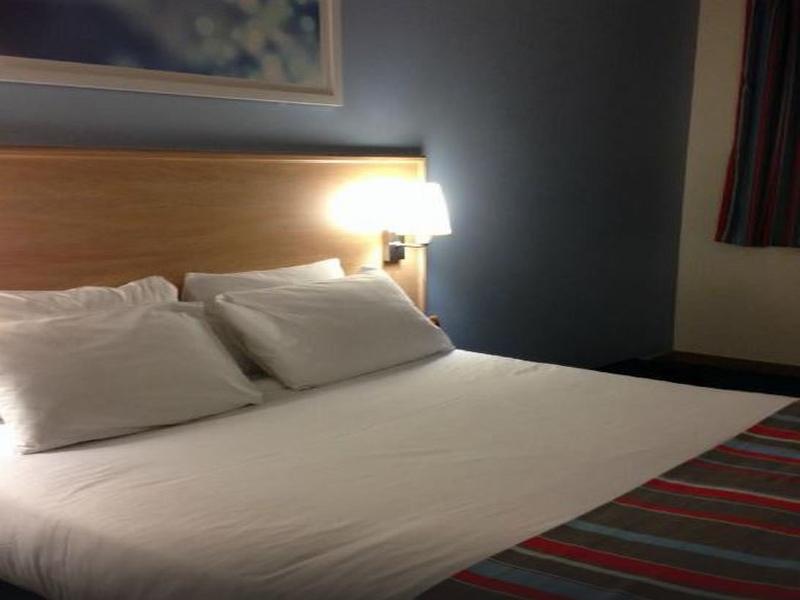 Travelodge London Central City Road Eksteriør bilde