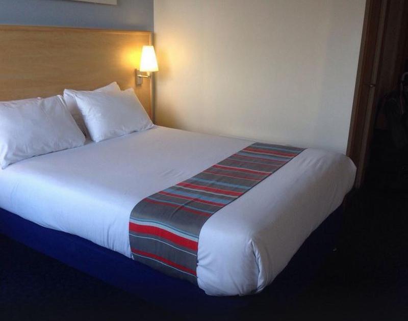 Travelodge London Central City Road Eksteriør bilde