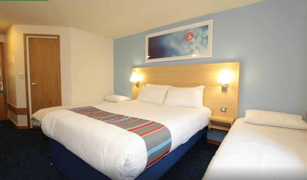 Travelodge London Central City Road Eksteriør bilde