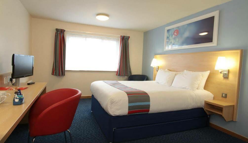 Travelodge London Central City Road Eksteriør bilde